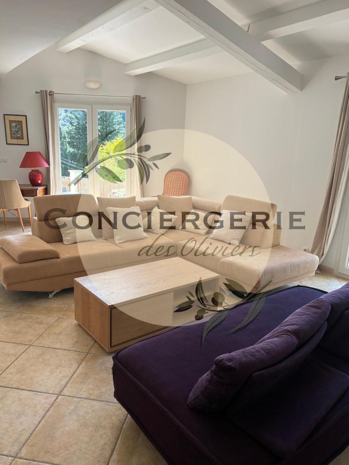 Villa Avec Piscine Belgentier Εξωτερικό φωτογραφία